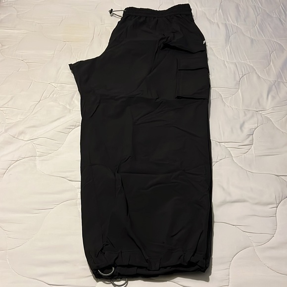 Fabletics Women’s Heights Lightweight Cargo Pants Wide Leg Size 3X EUC - Picture 4 of 15